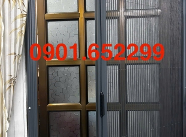  Cửa lưới chống muỗi cho nhà phố