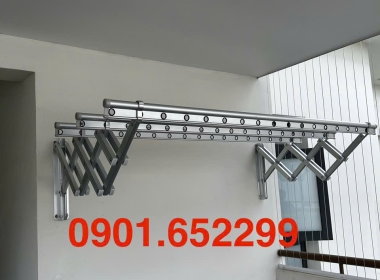  Giàn phơi gắn tường dùng lâu có võng không