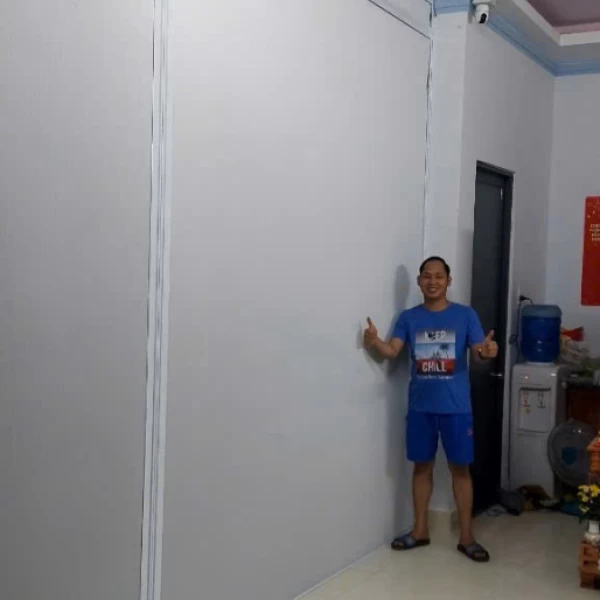 Vách ngăn 4