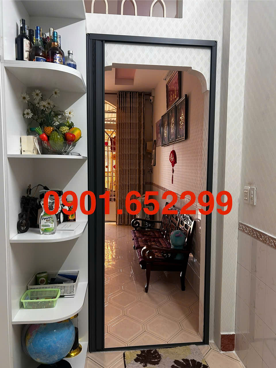 Cửa lưới chống muỗi an toàn cho trẻ