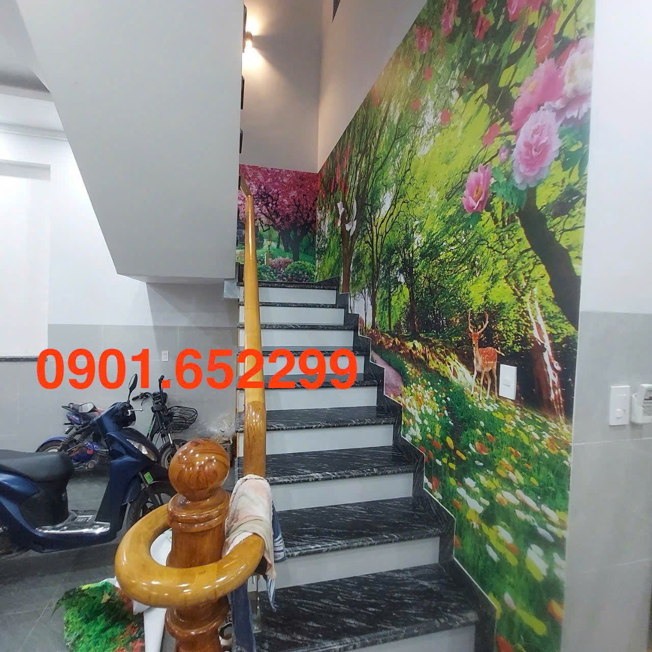 Dịch vụ tranh dán tường Biên Hòa thi công tận nhà uy tín