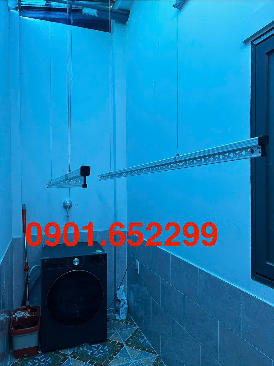 Giàn phơi gắn trần chịu lực bao nhiêu ký