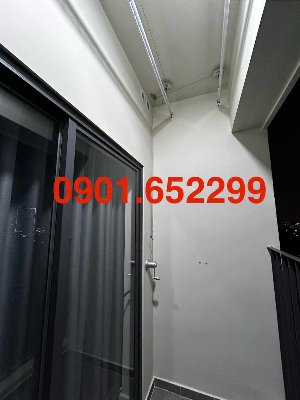 Giàn phơi gắn trần giá bao nhiêu tiền