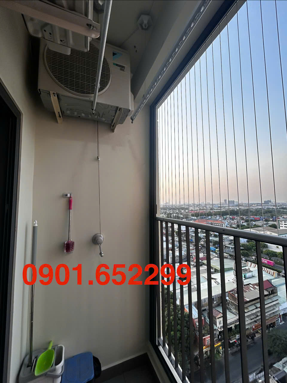 Giàn phơi gắn trần lắp đặt trọn gói