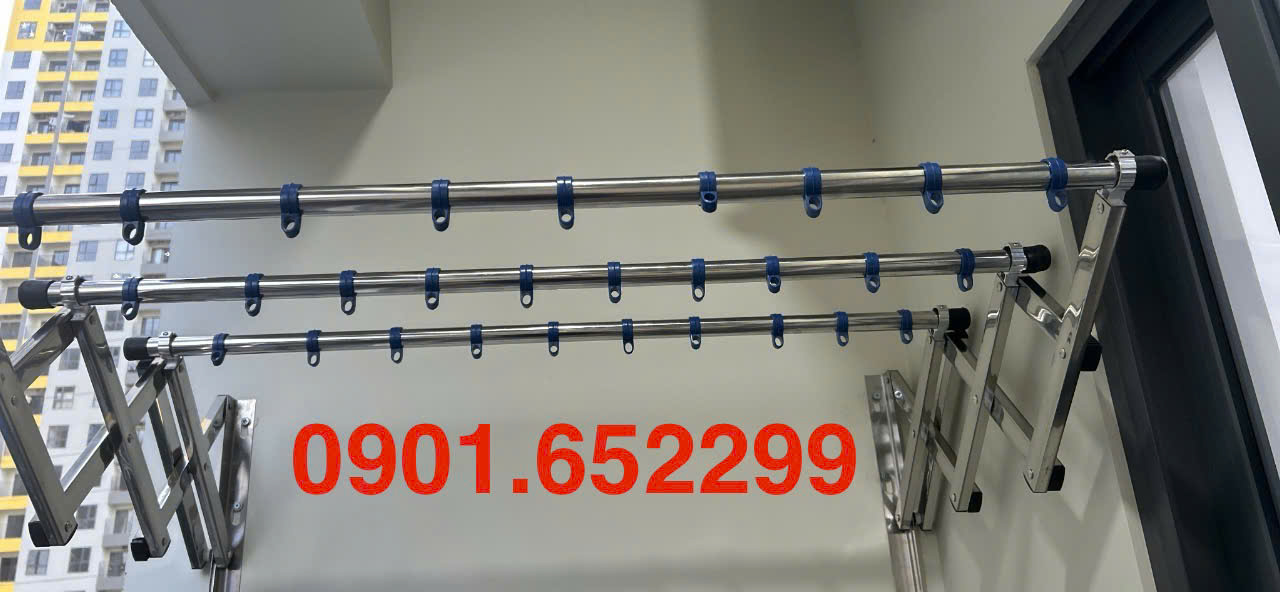 Giàn phơi gắn tường