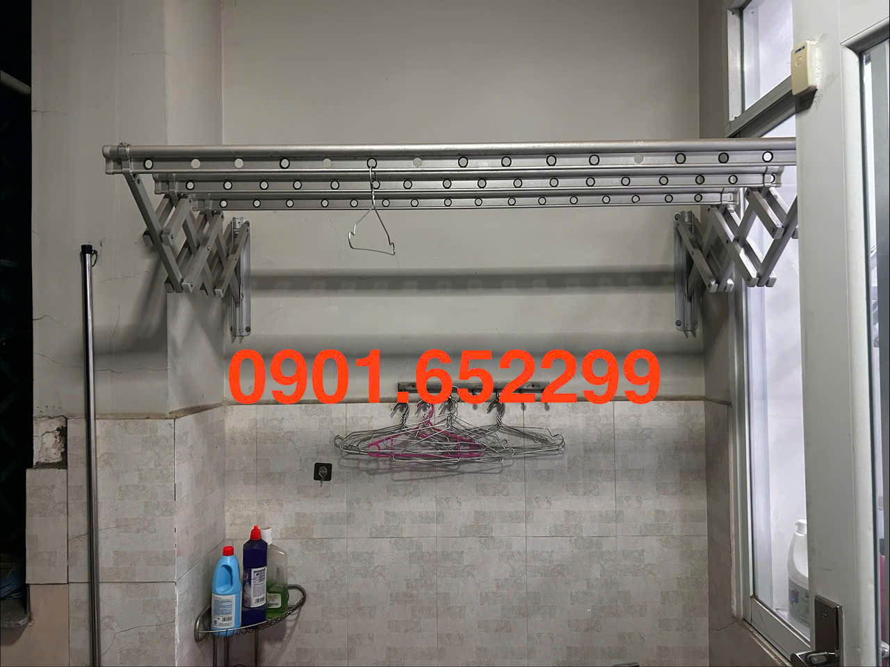 Giàn phơi gắn tường thông minh Đồng Nai ,tiết kiệm diện tích