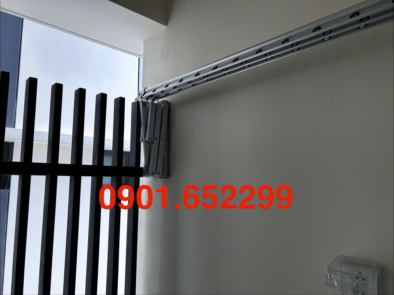 Lắp đặt giàn phơi gắn tường tại khu dân cư Bửu Long