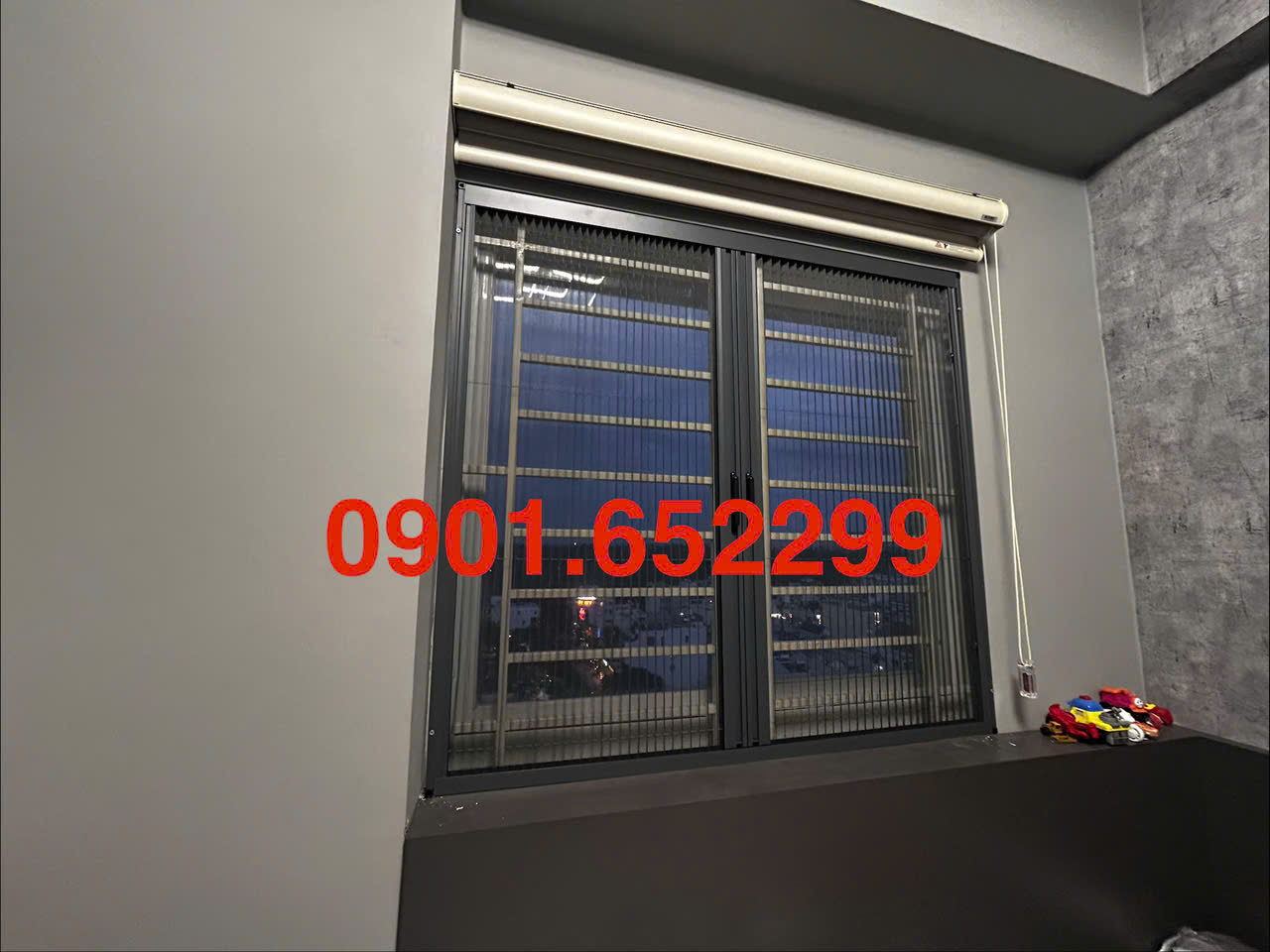 Thi công cửa lưới chống muỗi chung cư Pegasus Plaza