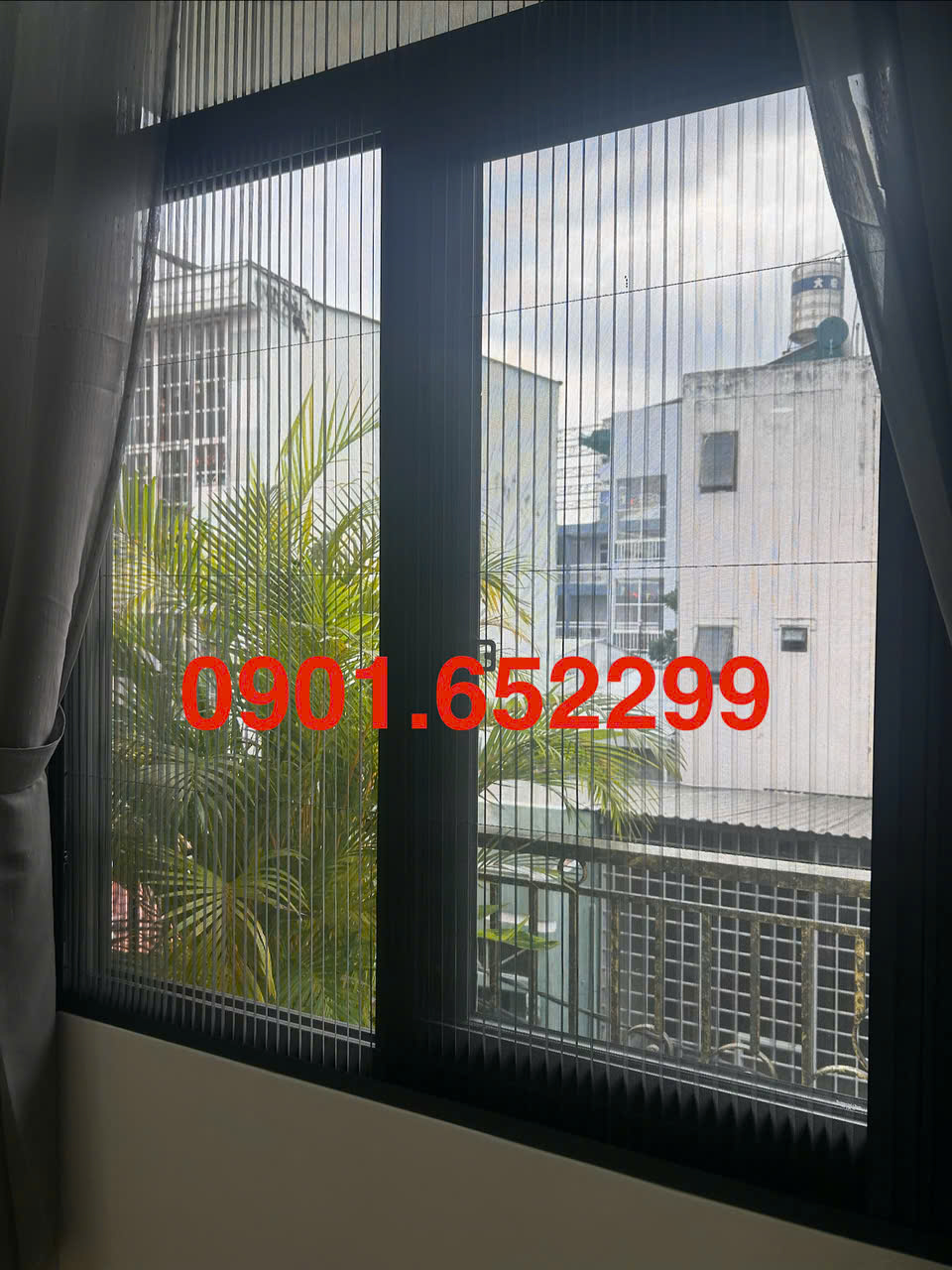 Thi công cửa lưới chống muỗi chung cư Pegasus Plaza