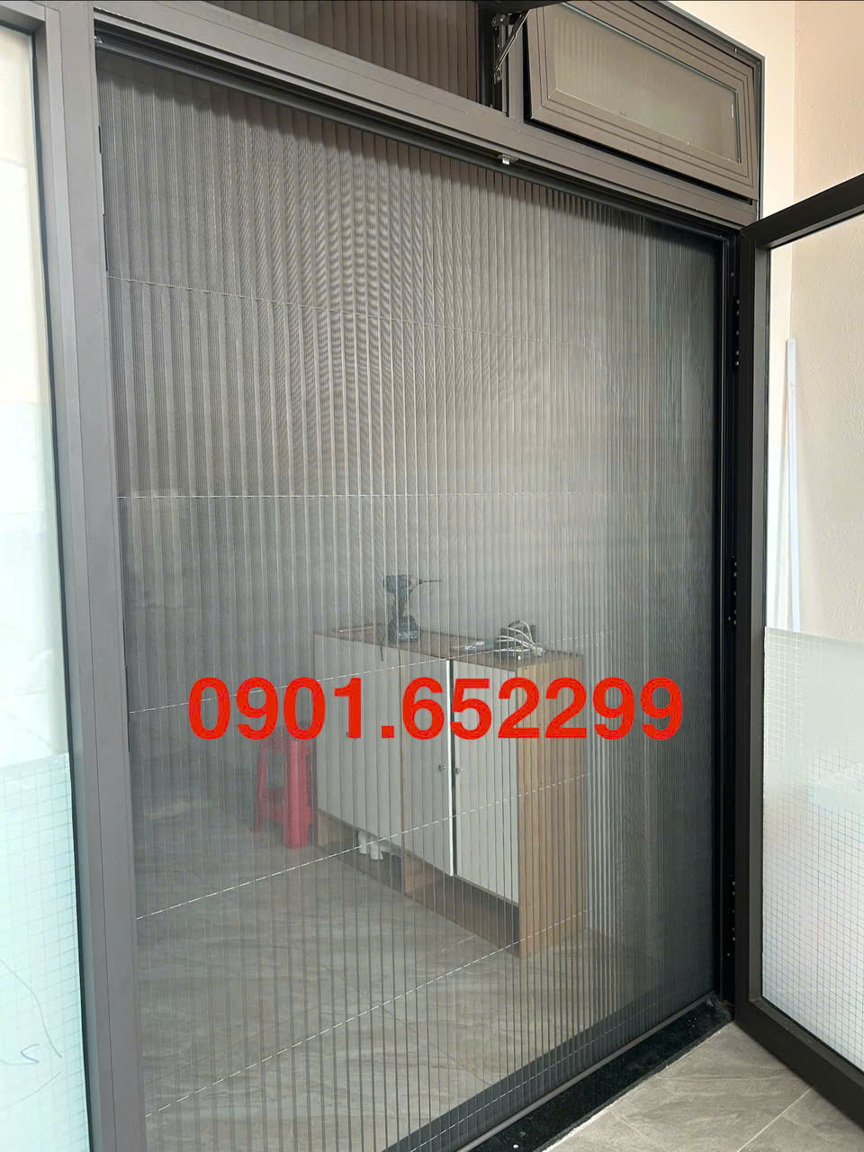 Thi công ,lắp đặt cửa lưới chống muỗi tại Dĩ An 