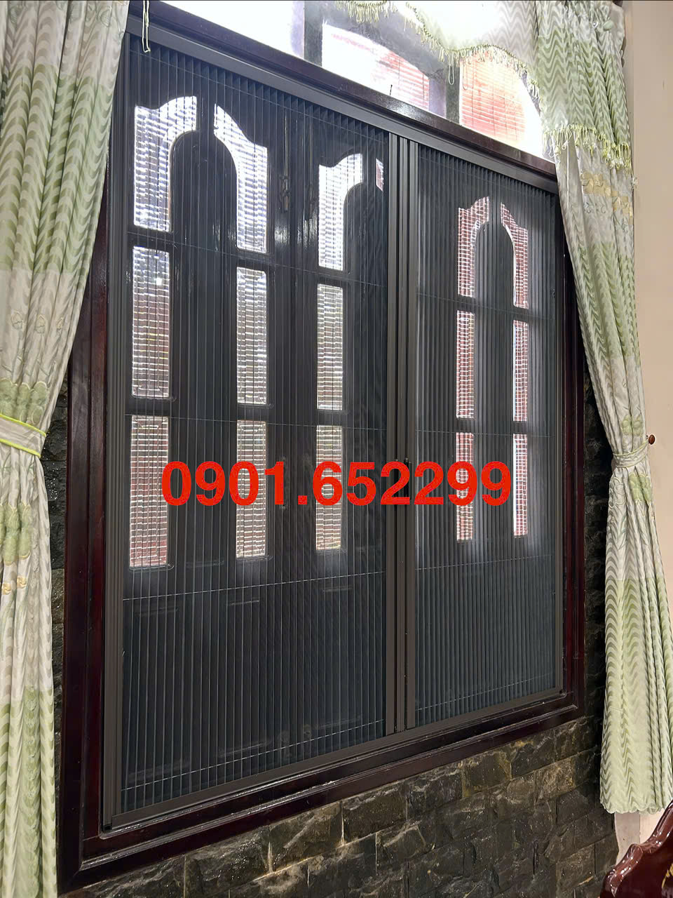 Thi công ,lắp đặt cửa lưới chống muỗi tại phường Đông Hòa