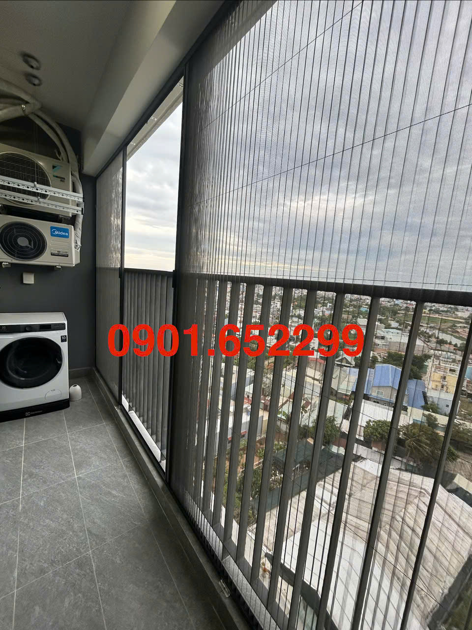 Thi công ,lắp đặt cửa lưới chống muỗi tại Thuận An