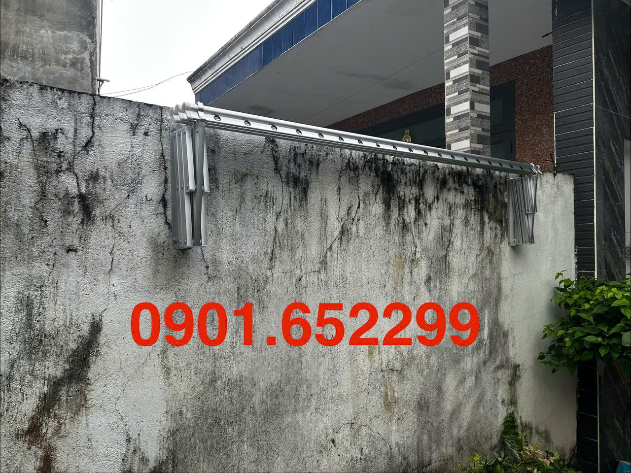 Thi công ,lắp đặt giàn phơi gắn tường tại Bến Gỗ