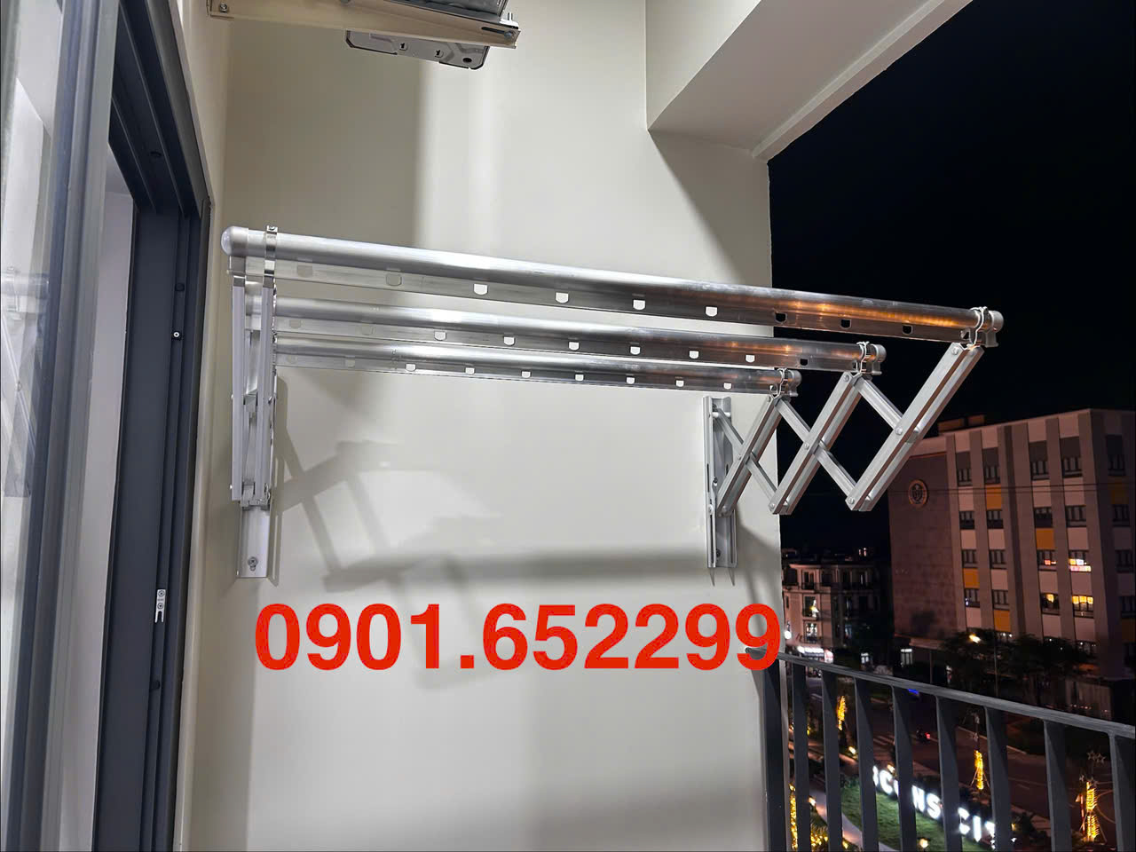 Thi công ,lắp đặt giàn phơi gắn tường tại chung cư A1/A2