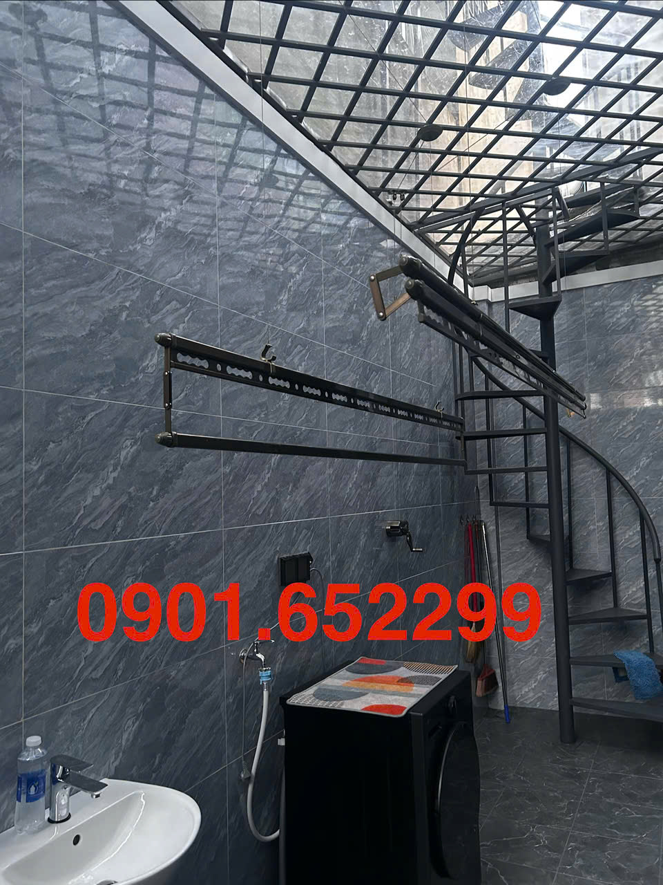 Thi công ,lắp đặt giàn phơi thông minh tại Aqua City