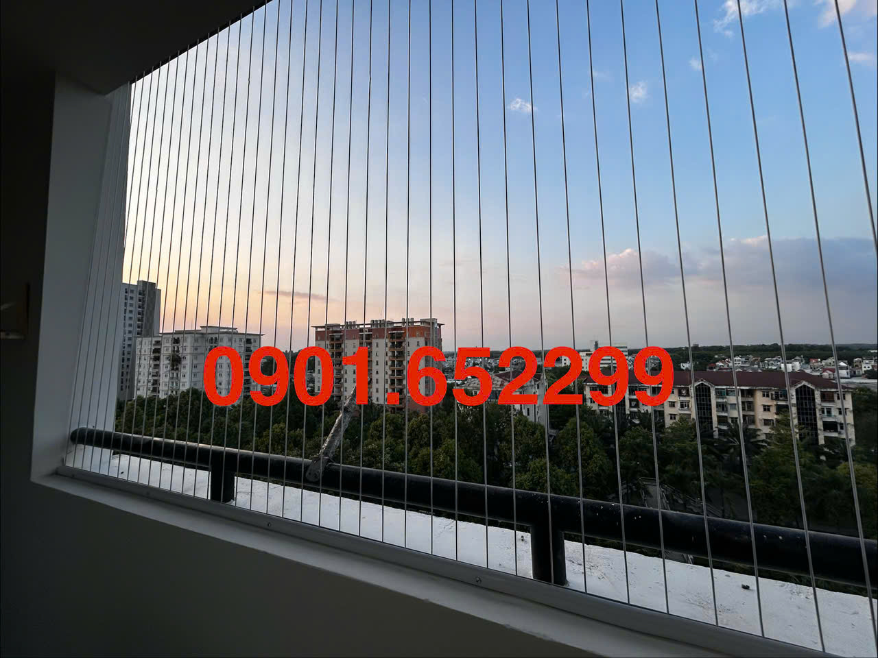 Lưới an toàn ban công