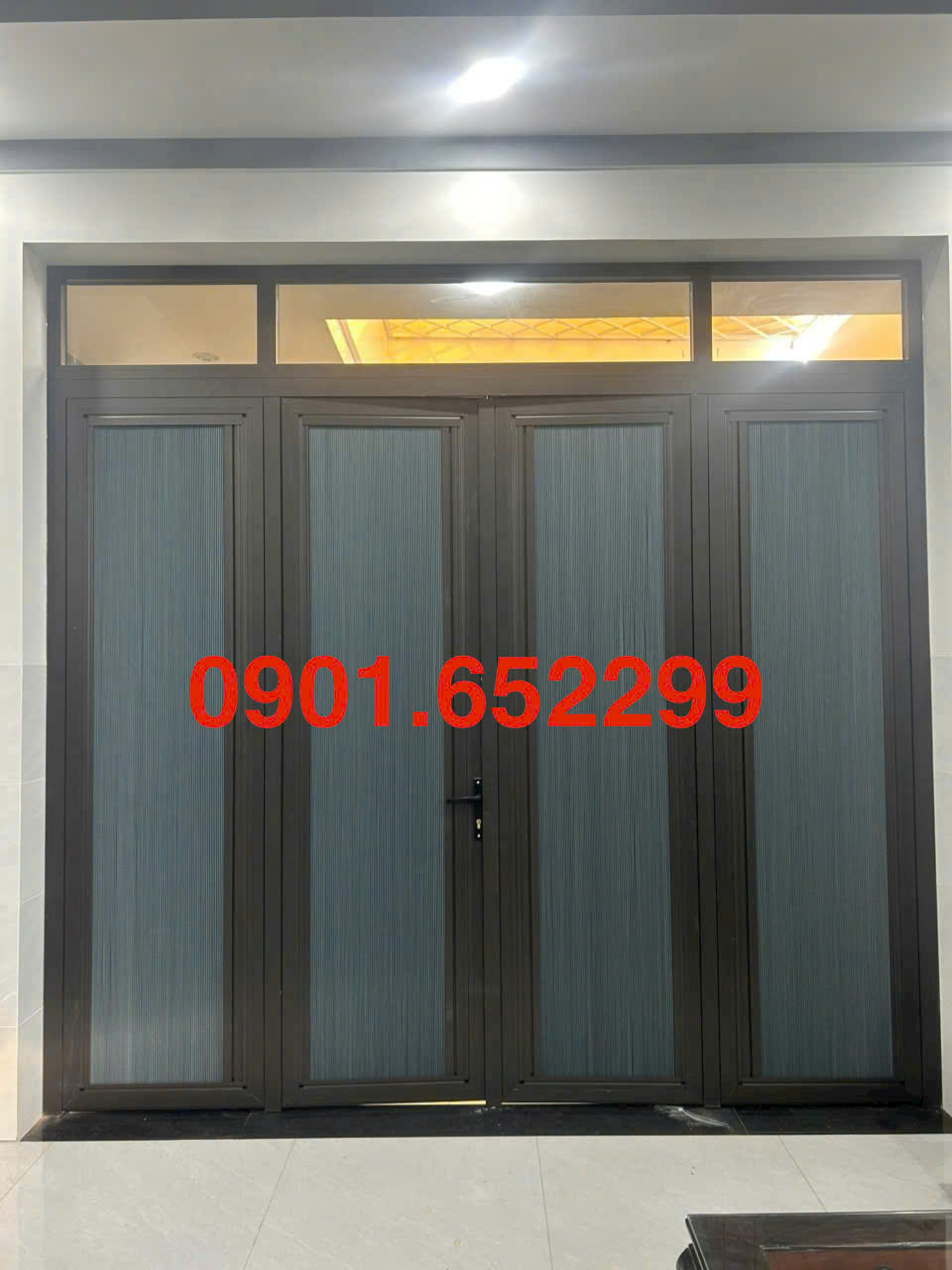 Thi công vách ngăn lạnh rèm tổ ong tại Aquacity