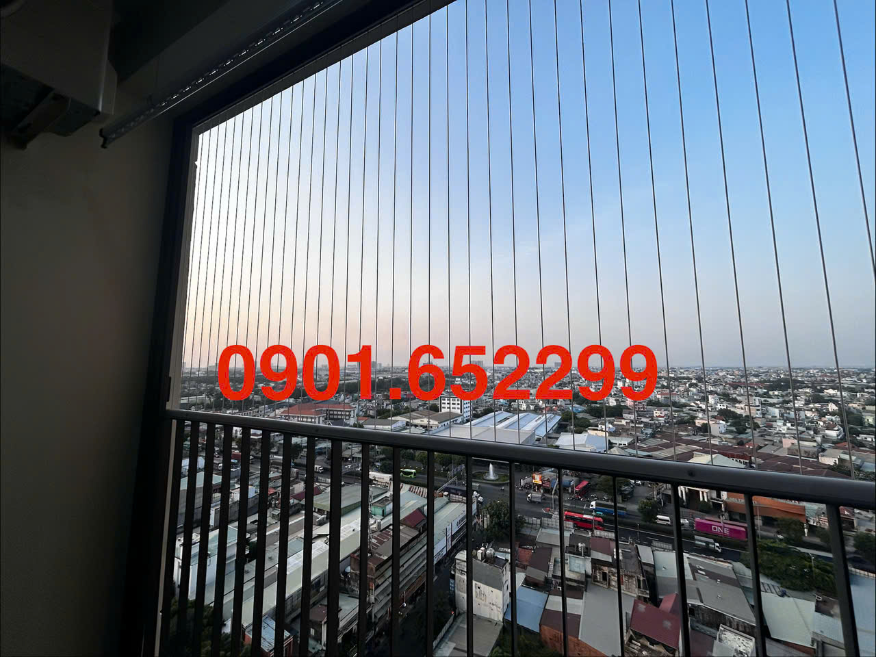 Thi công lưới an toàn ban công chung cư Pegasus plaza