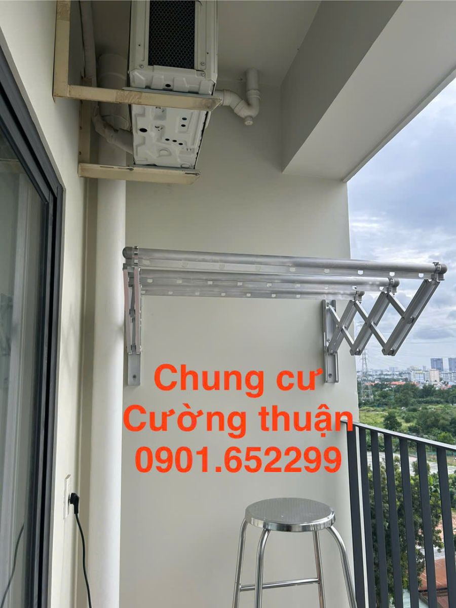 Giàn phơi gắn tường chung cư Cường Thuận