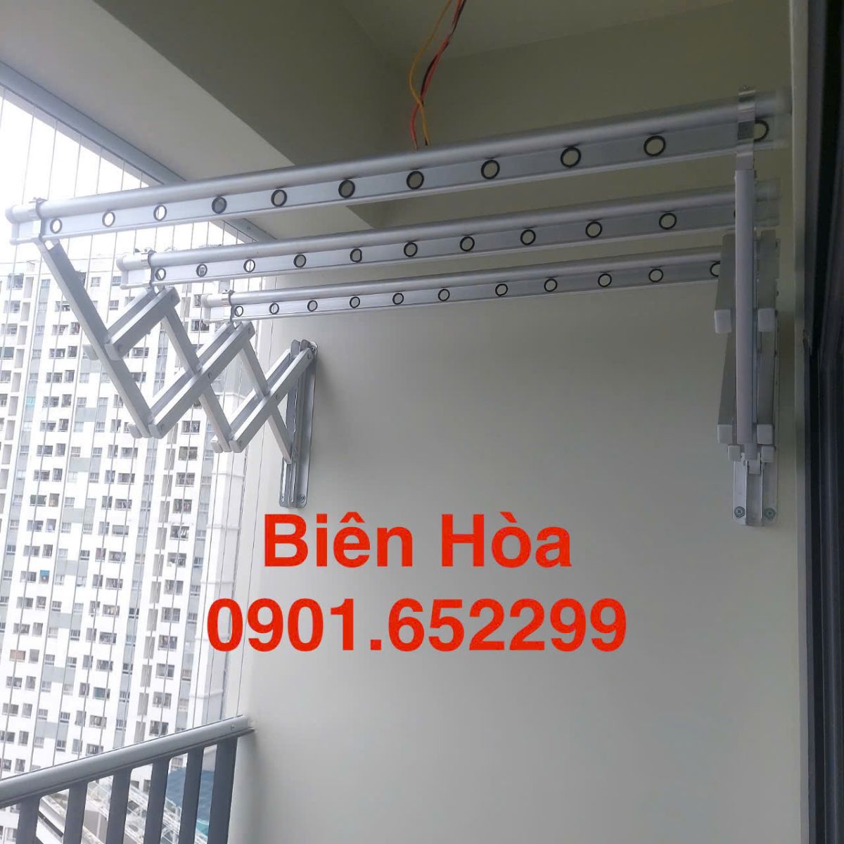 Giàn phơi gắn tường tại Biên Hòa Đồng Nai