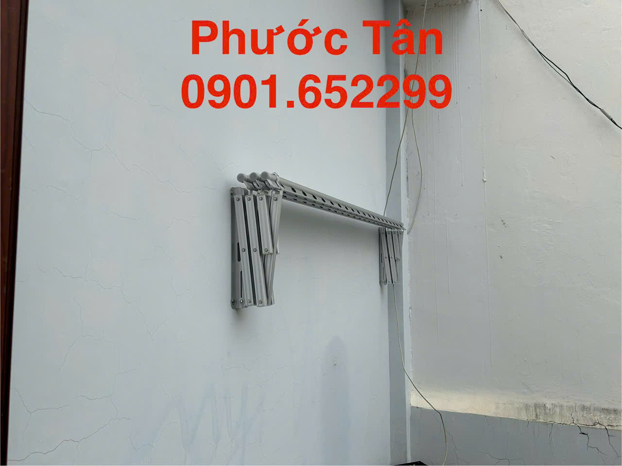 Giàn phơi gắn tường Phước Tân