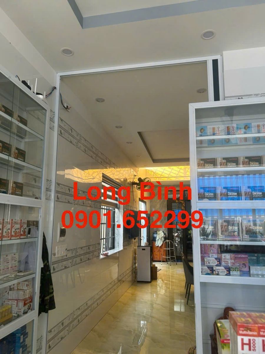 Thi công vách ngăn lạnh rèm tổ ong tại phường Long Bình