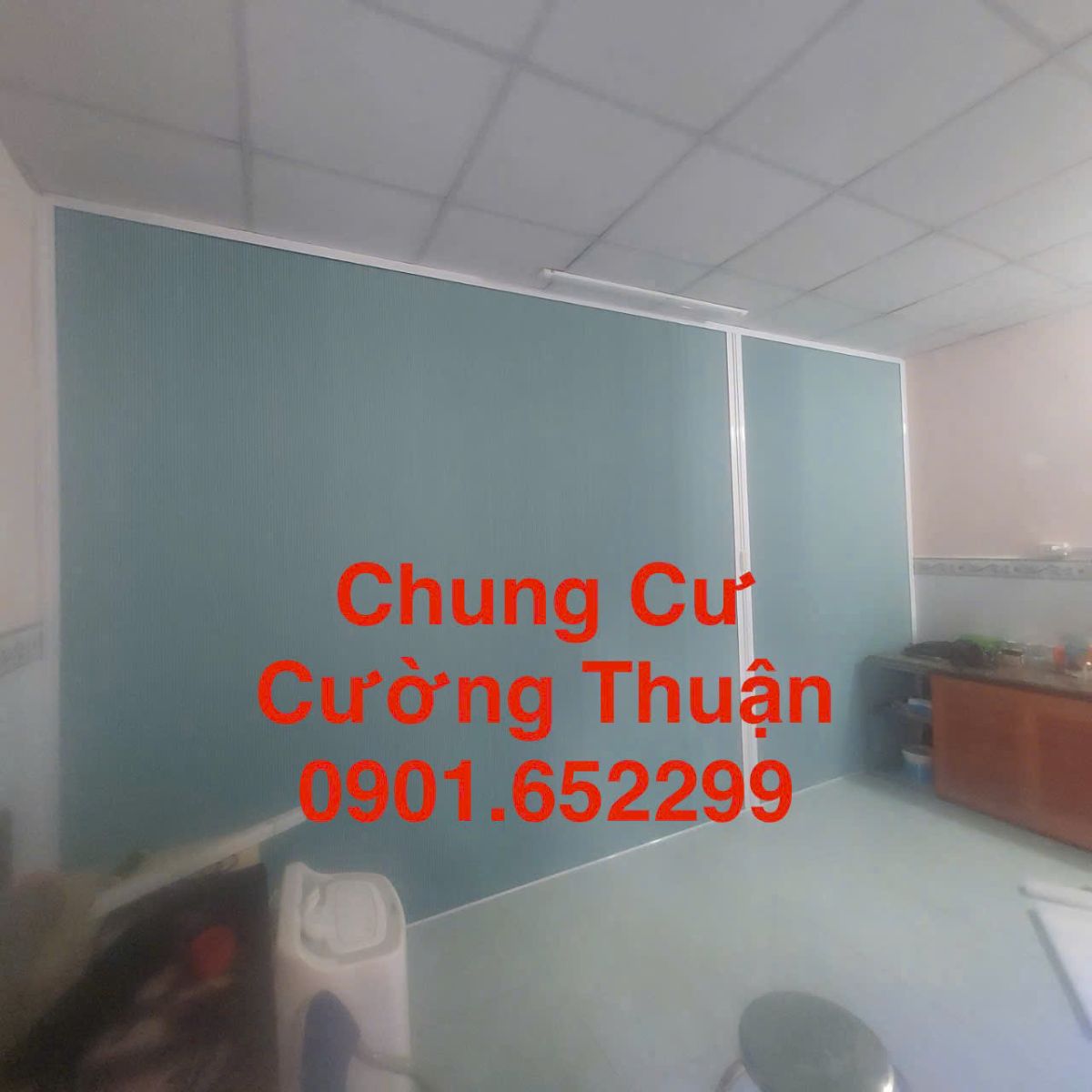 Vách ngăn lạnh rèm tổ ong chung cư Cường Thuận