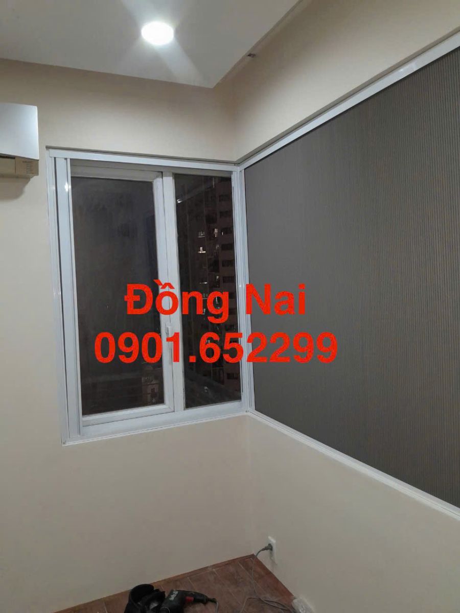 Vách ngăn lạnh rèm tổ ong tại Đồng Nai