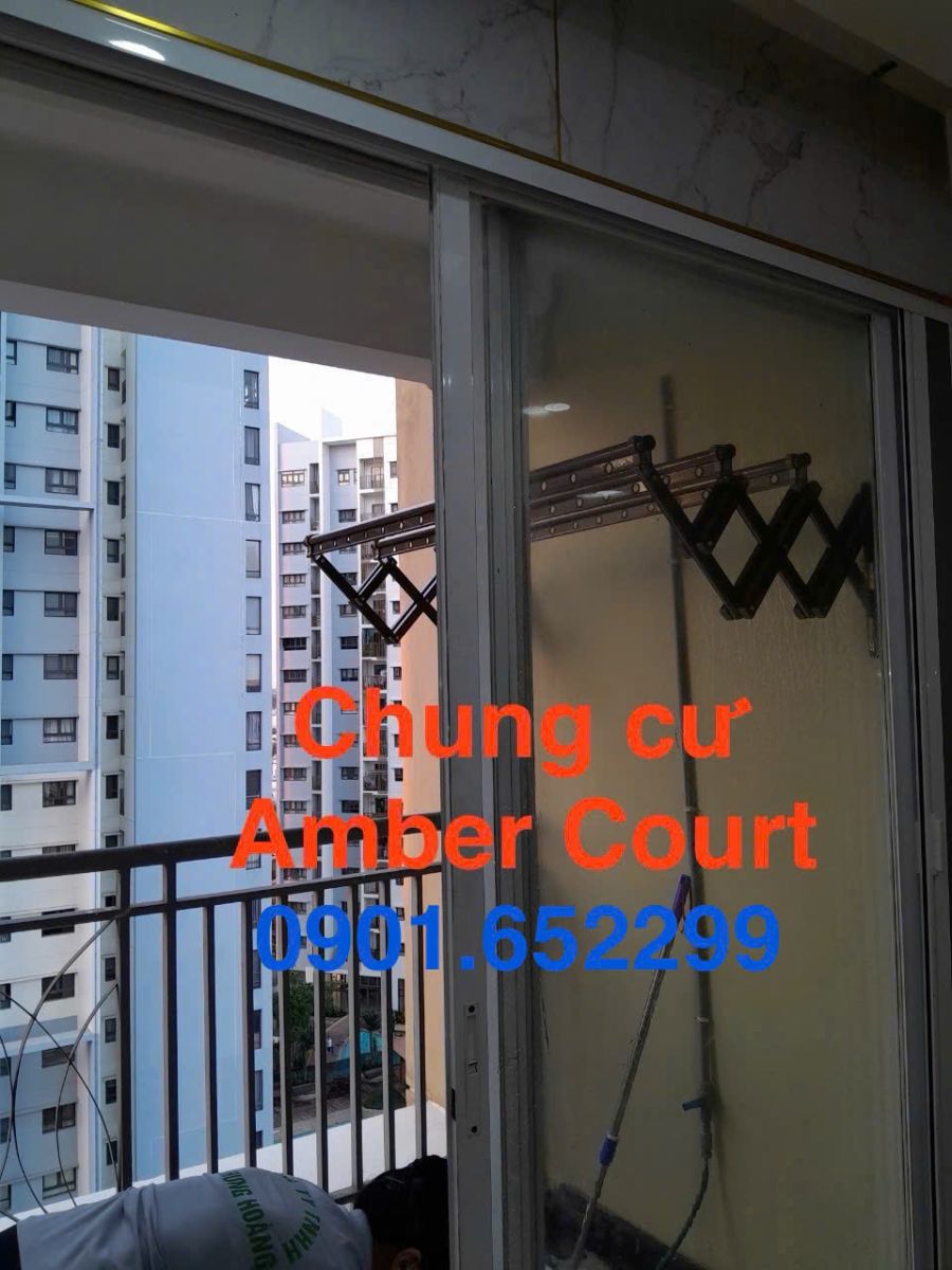 Giàn phơi gắn tường chung cư Amber Court Biên Hòa