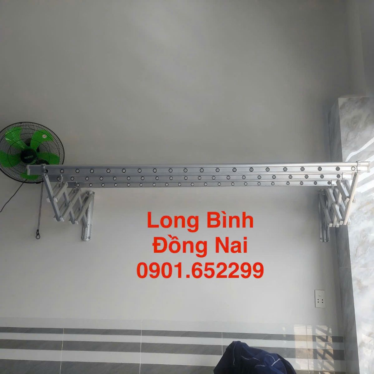 Giàn phơi gắn tường phường Long Bình Đồng Nai