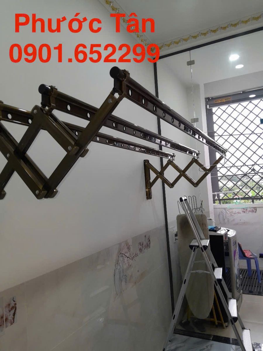 Giàn phơi gắn tường Phước Tân