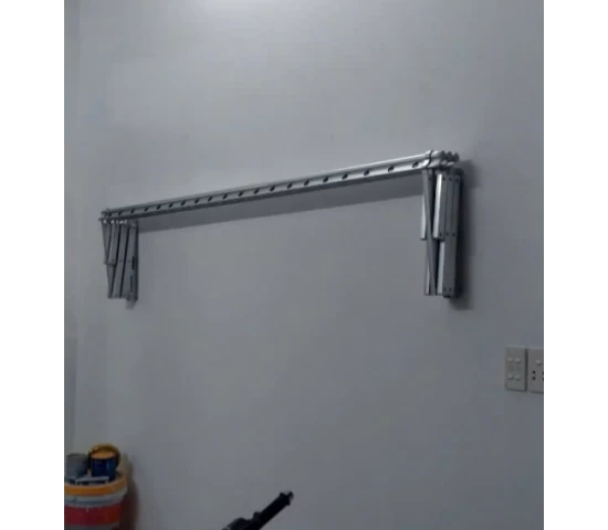 giàn phơi gắn tường hợp kim nhôm